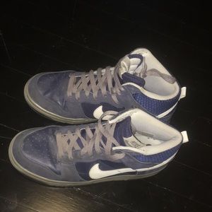 Nike’s Men’s Hightops size 8